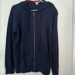 EV1 (Ellen De Generes) brand. Size XL Navy with ❤️’s on  sleeves & striped hood